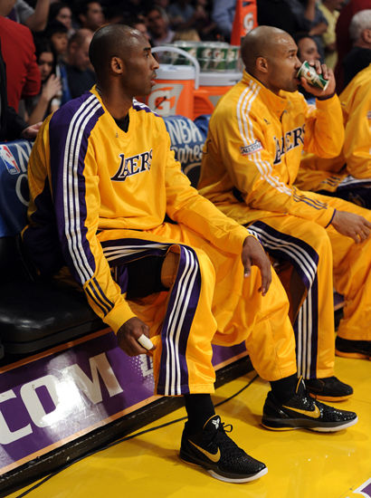 约尼克斯与 约尼克斯与